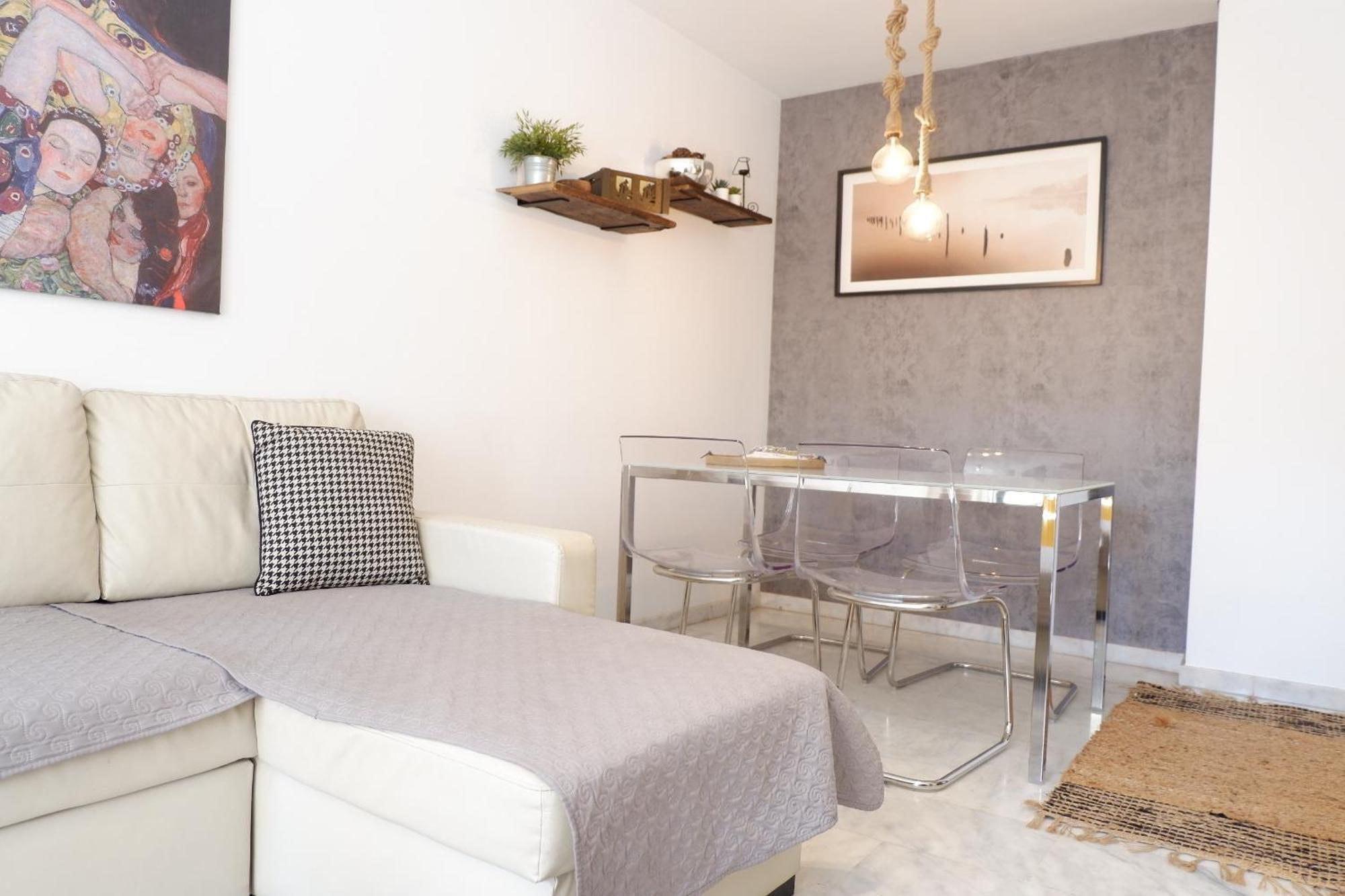 Apartamento S.Quintin Malaga Luaran gambar