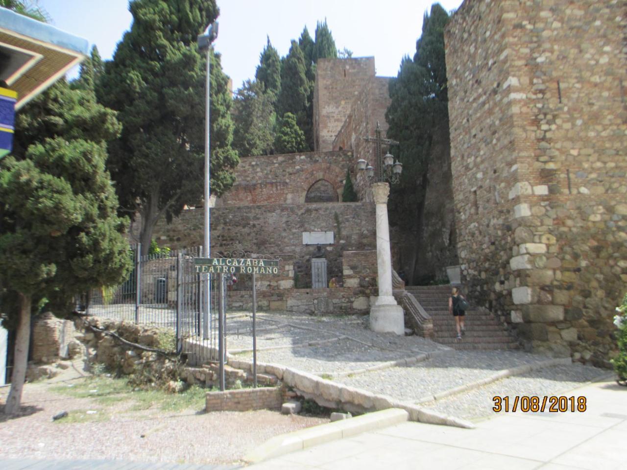 Apartamento S.Quintin Malaga Luaran gambar