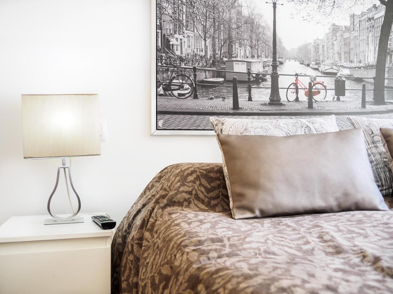 Apartamento S.Quintin Malaga Luaran gambar