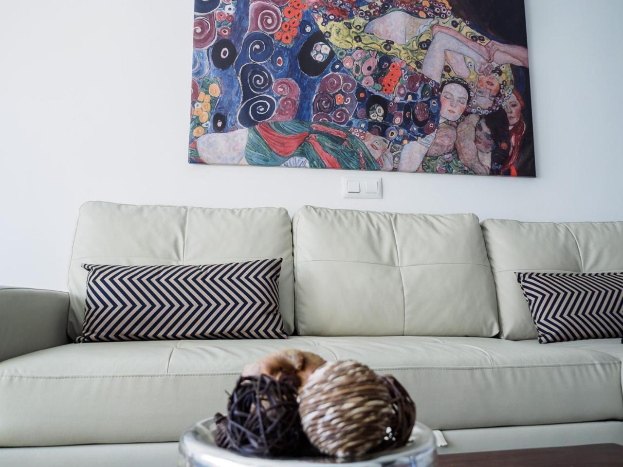 Apartamento S.Quintin Malaga Luaran gambar