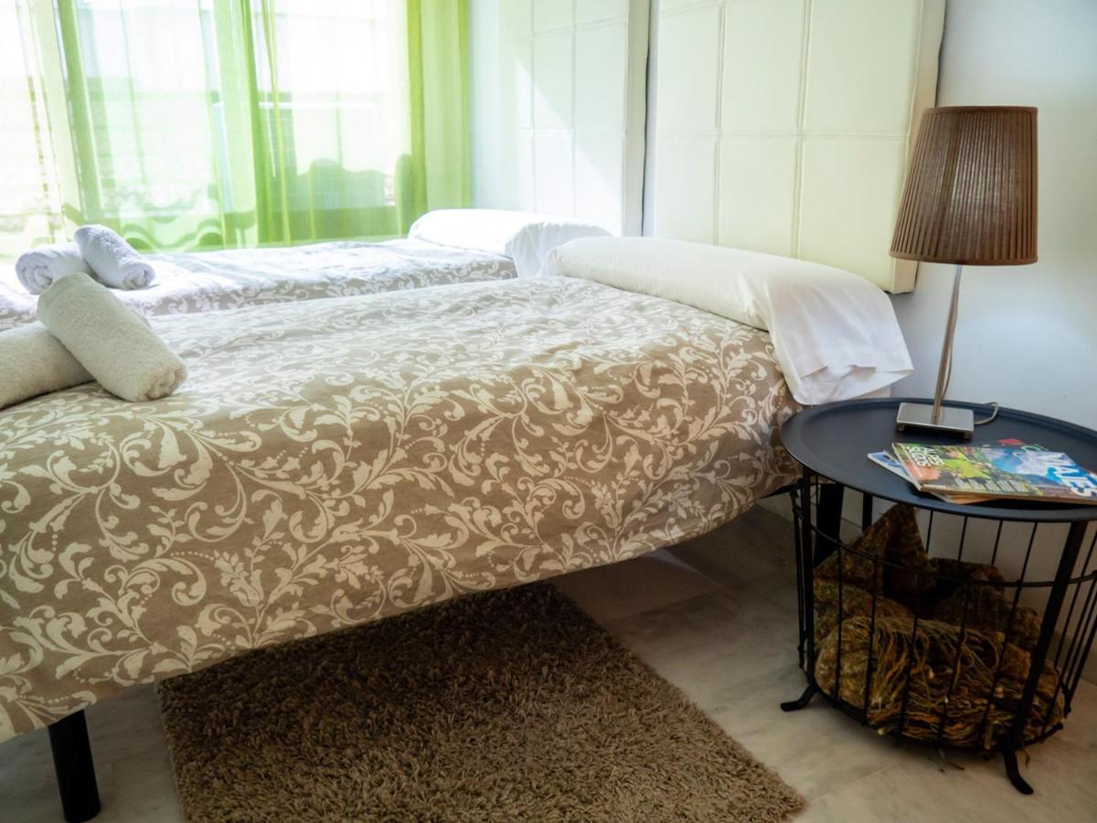 Apartamento S.Quintin Malaga Luaran gambar
